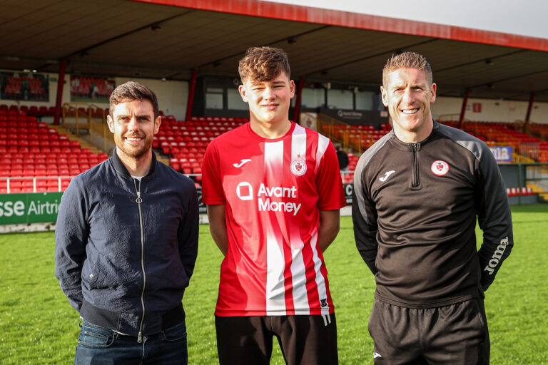 Owen Elding signs first professional contract – Sligo Rovers